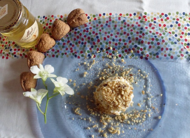 Ricotta miele e noci a casa