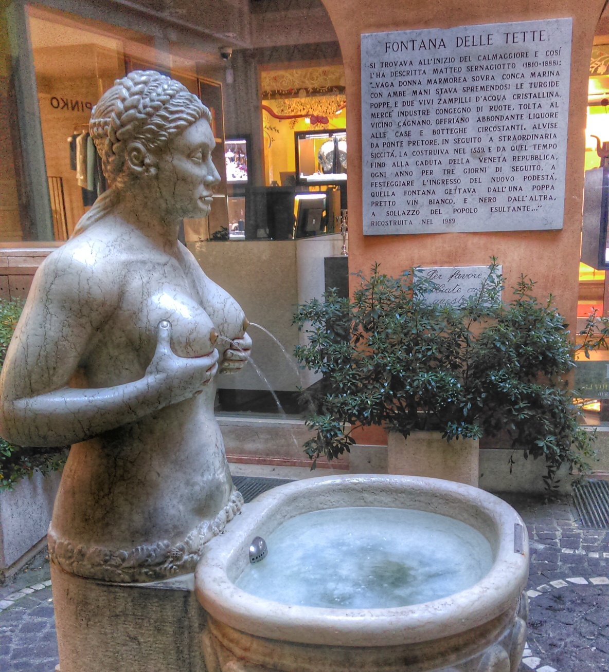 Fontana delle tette a Treviso